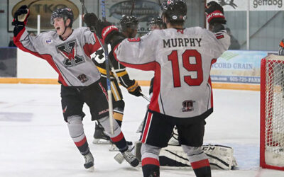 The Boys Are Back!  Wings vs. Wilderness Friday & Saturday @ The Odde!